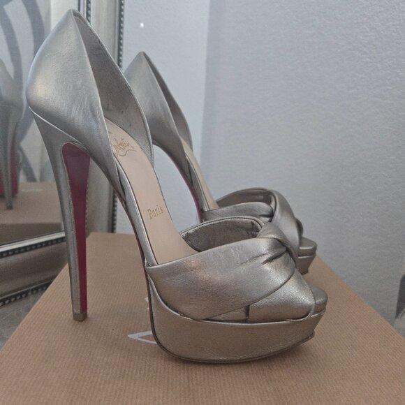 Christian Louboutin - Picture 1 of 9